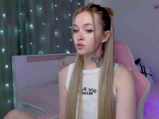 NaughtyMable webcam