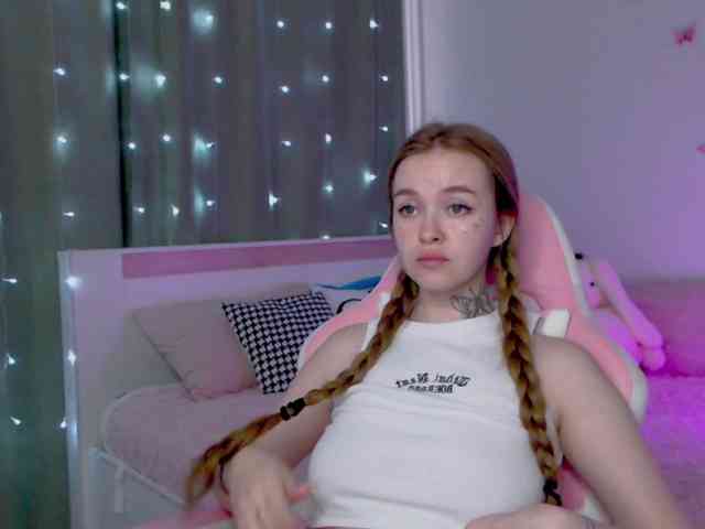 NaughtyMable webcam