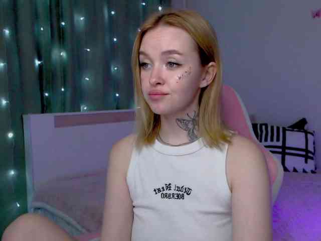 NaughtyMable webcam
