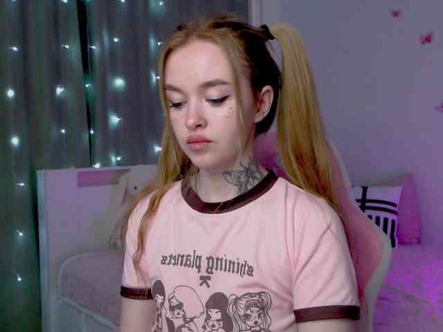 NaughtyMable webcam