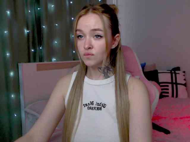 NaughtyMable webcam