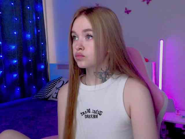 NaughtyMable webcam