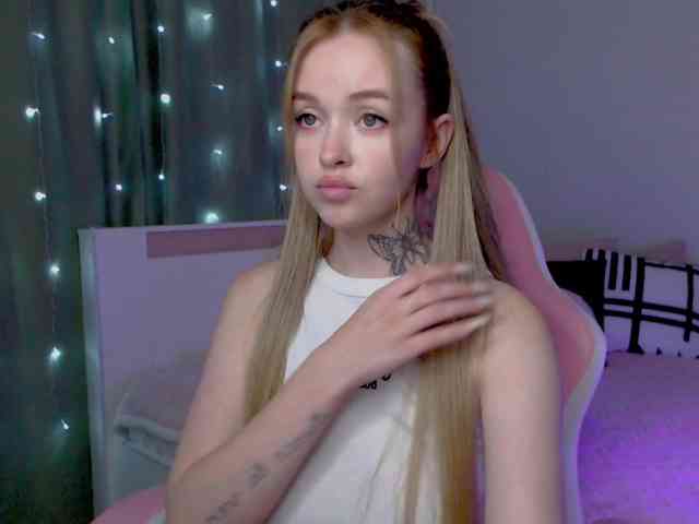 NaughtyMable webcam