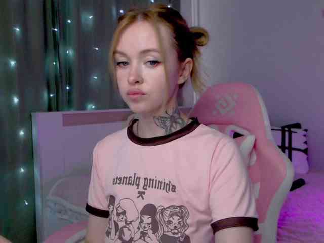 NaughtyMable webcam