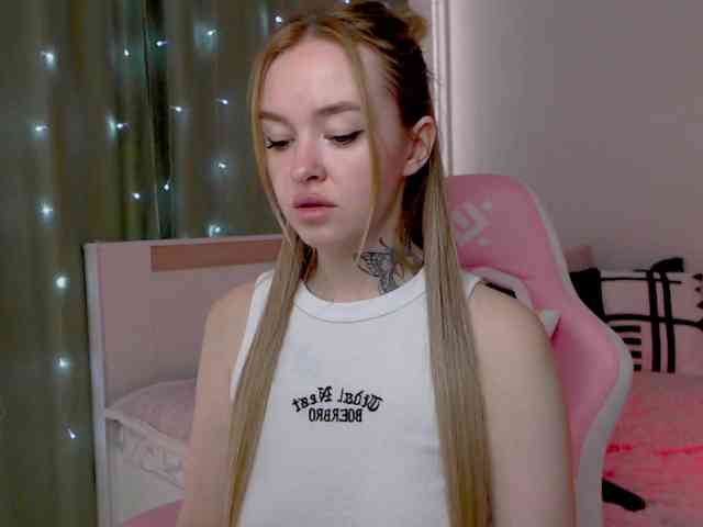 NaughtyMable webcam
