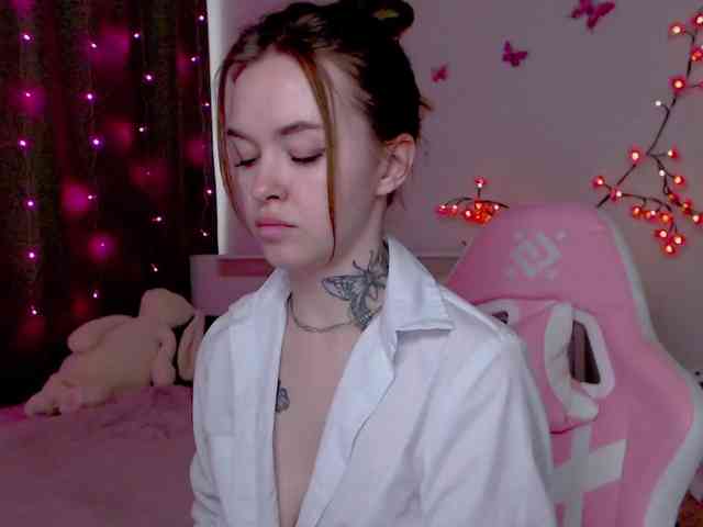 NaughtyMable webcam