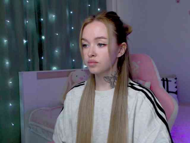 NaughtyMable webcam