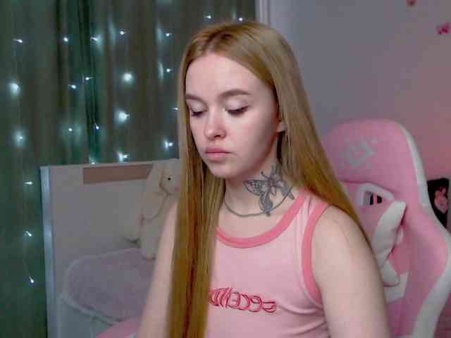 NaughtyMable webcam