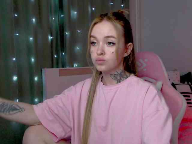 NaughtyMable webcam