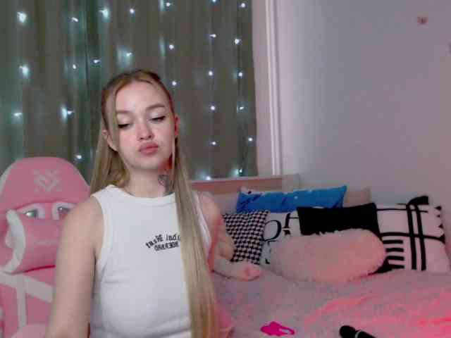 NaughtyMable webcam