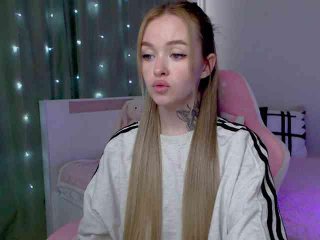 NaughtyMable webcam