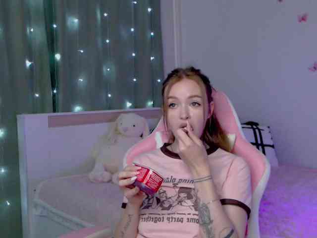 NaughtyMable webcam