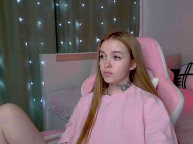 NaughtyMable webcam