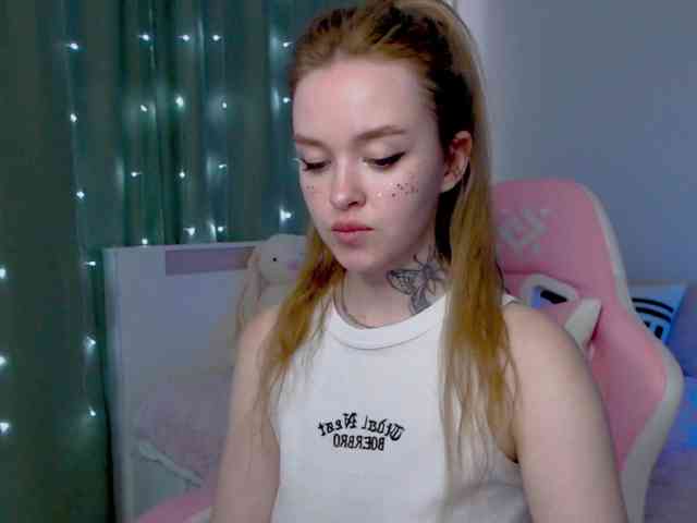 NaughtyMable webcam