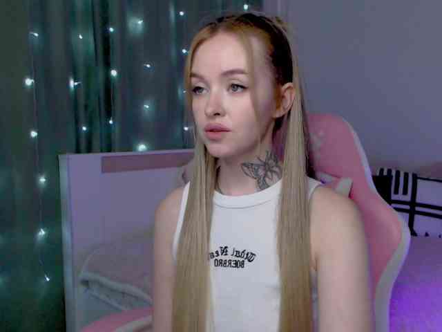 NaughtyMable webcam