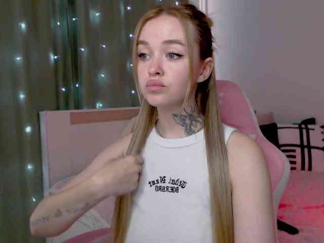 NaughtyMable webcam