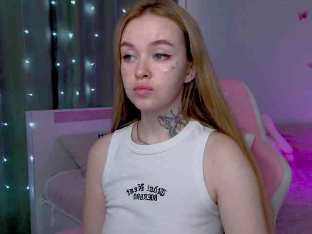 NaughtyMable webcam