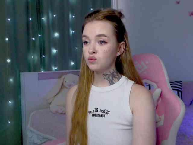 NaughtyMable webcam