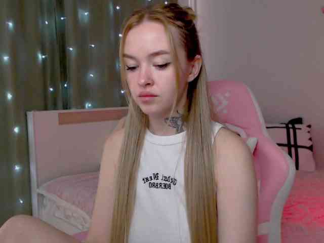 NaughtyMable webcam