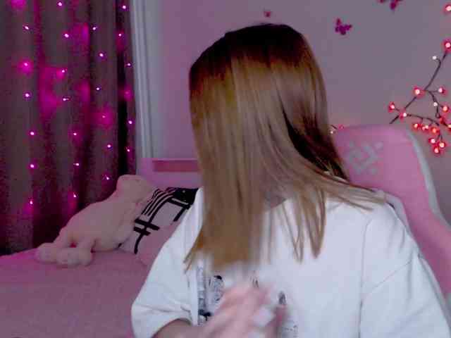 NaughtyMable webcam