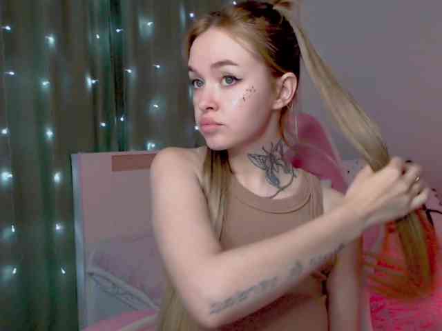 NaughtyMable webcam