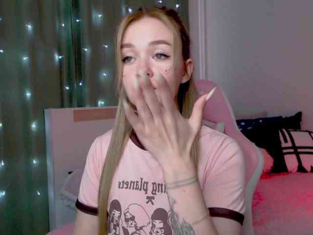 NaughtyMable webcam