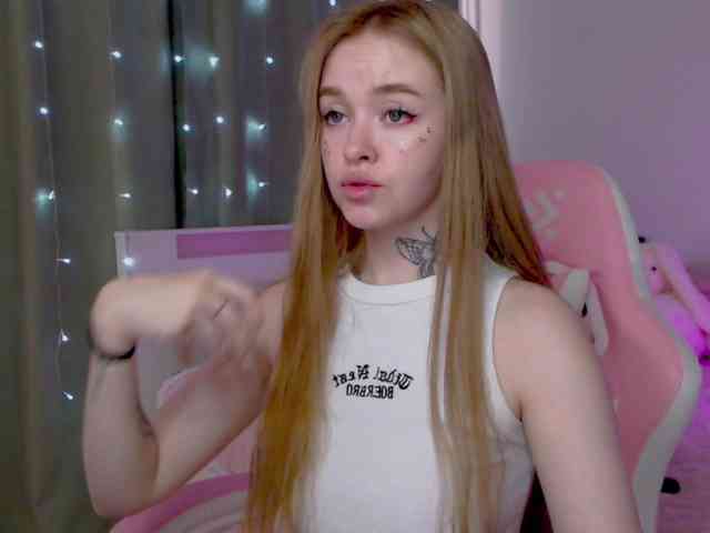 NaughtyMable webcam