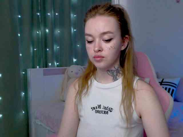 NaughtyMable webcam