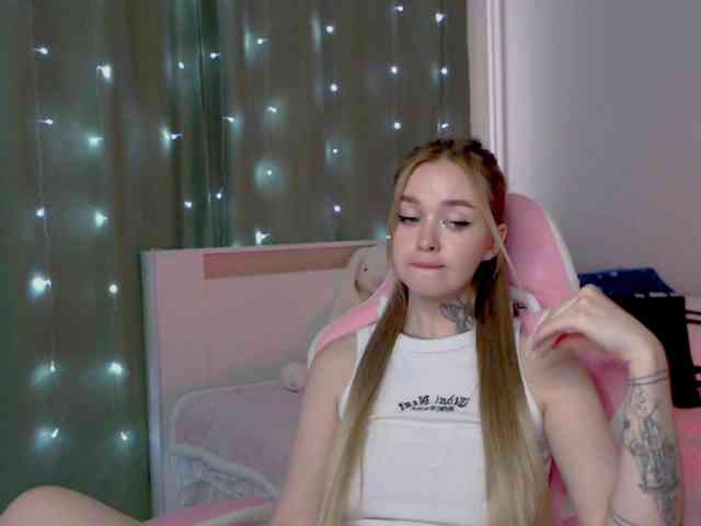 NaughtyMable webcam