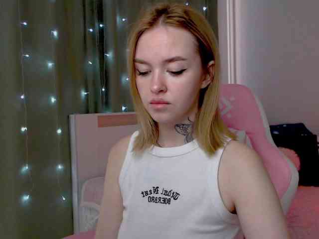 NaughtyMable webcam