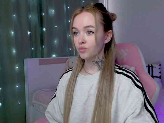 NaughtyMable webcam