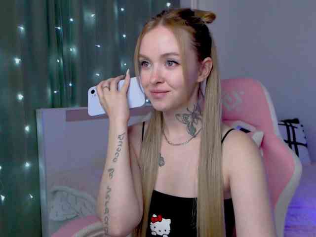 NaughtyMable webcam