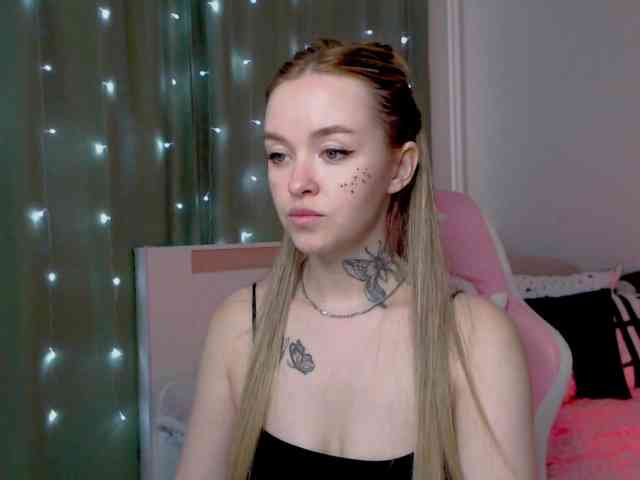NaughtyMable webcam