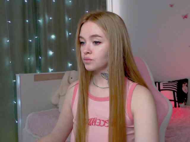 NaughtyMable webcam