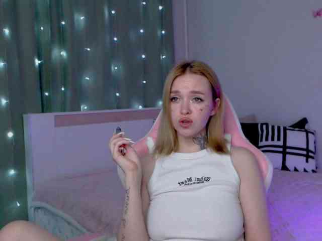 NaughtyMable webcam