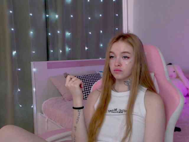 NaughtyMable webcam