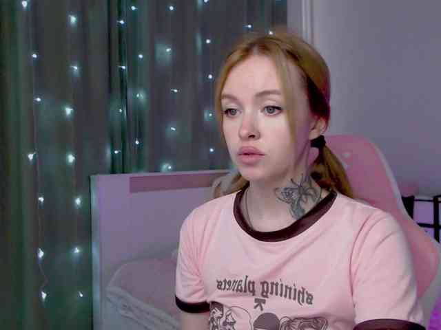 NaughtyMable webcam