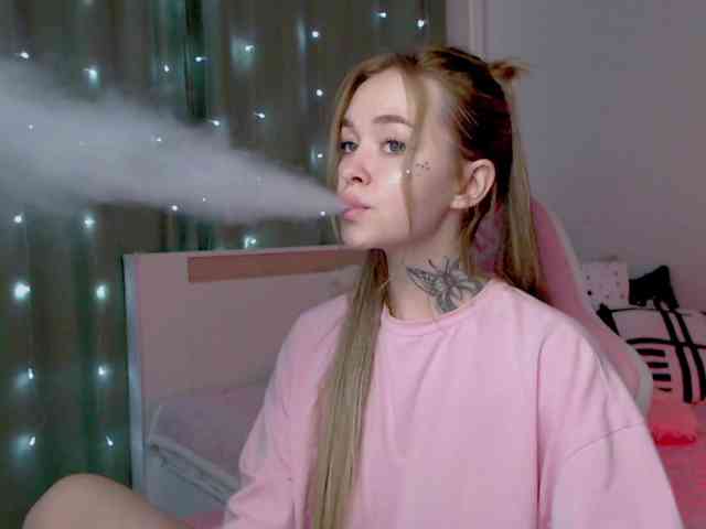 NaughtyMable webcam