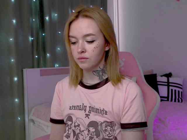 NaughtyMable webcam