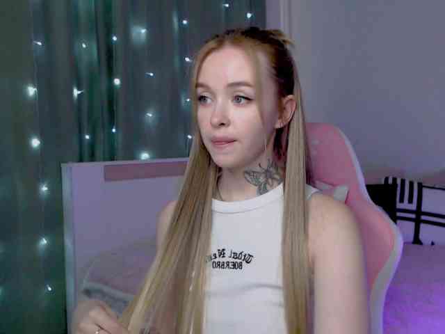 NaughtyMable webcam