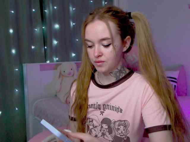NaughtyMable webcam
