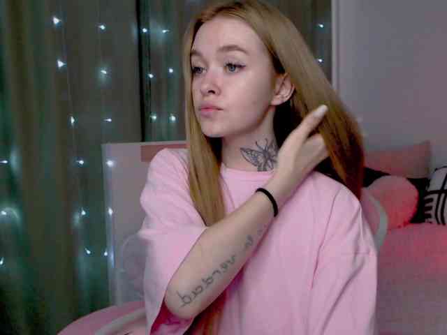 NaughtyMable webcam