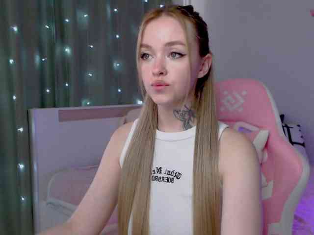 NaughtyMable webcam