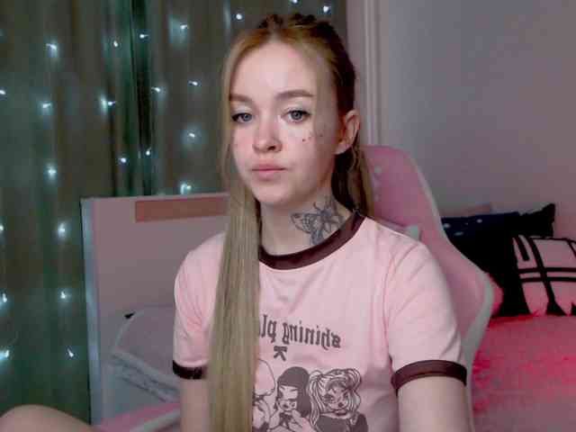 NaughtyMable webcam