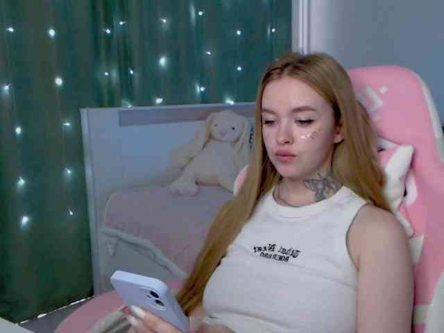 NaughtyMable webcam
