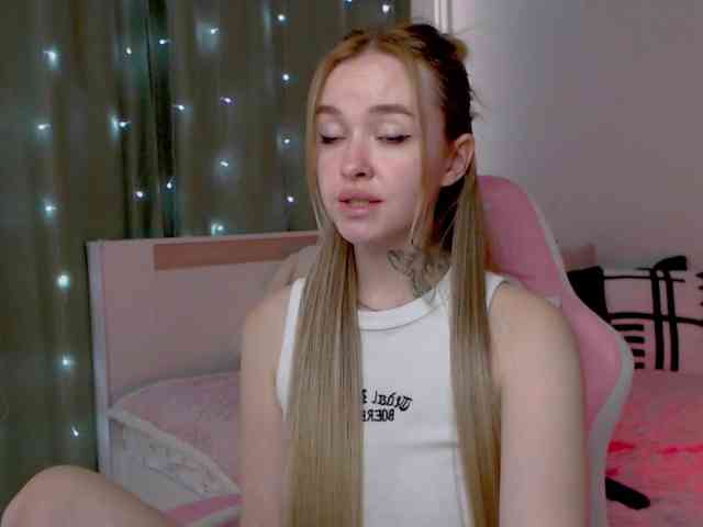NaughtyMable webcam