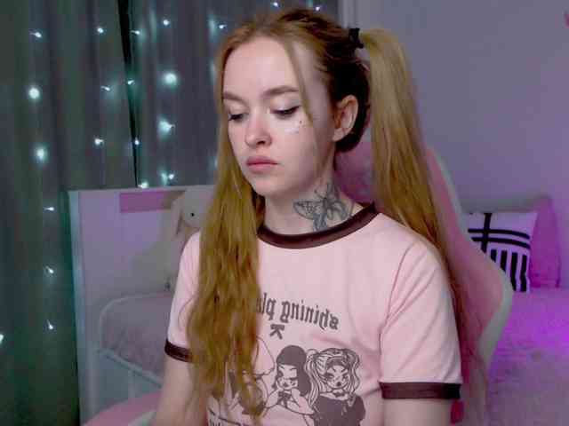 NaughtyMable webcam
