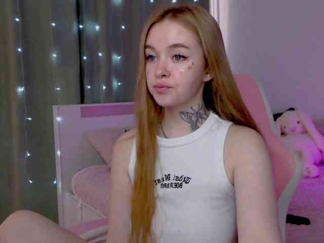 NaughtyMable webcam