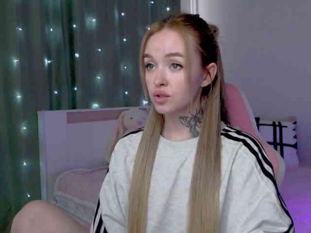 NaughtyMable webcam