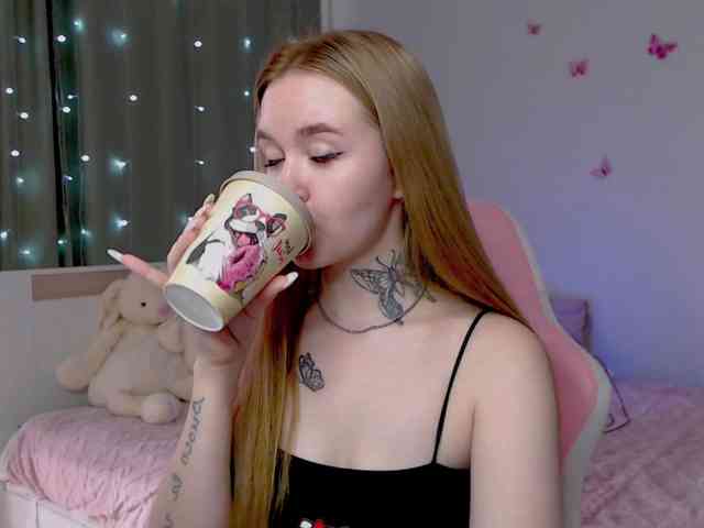 NaughtyMable webcam